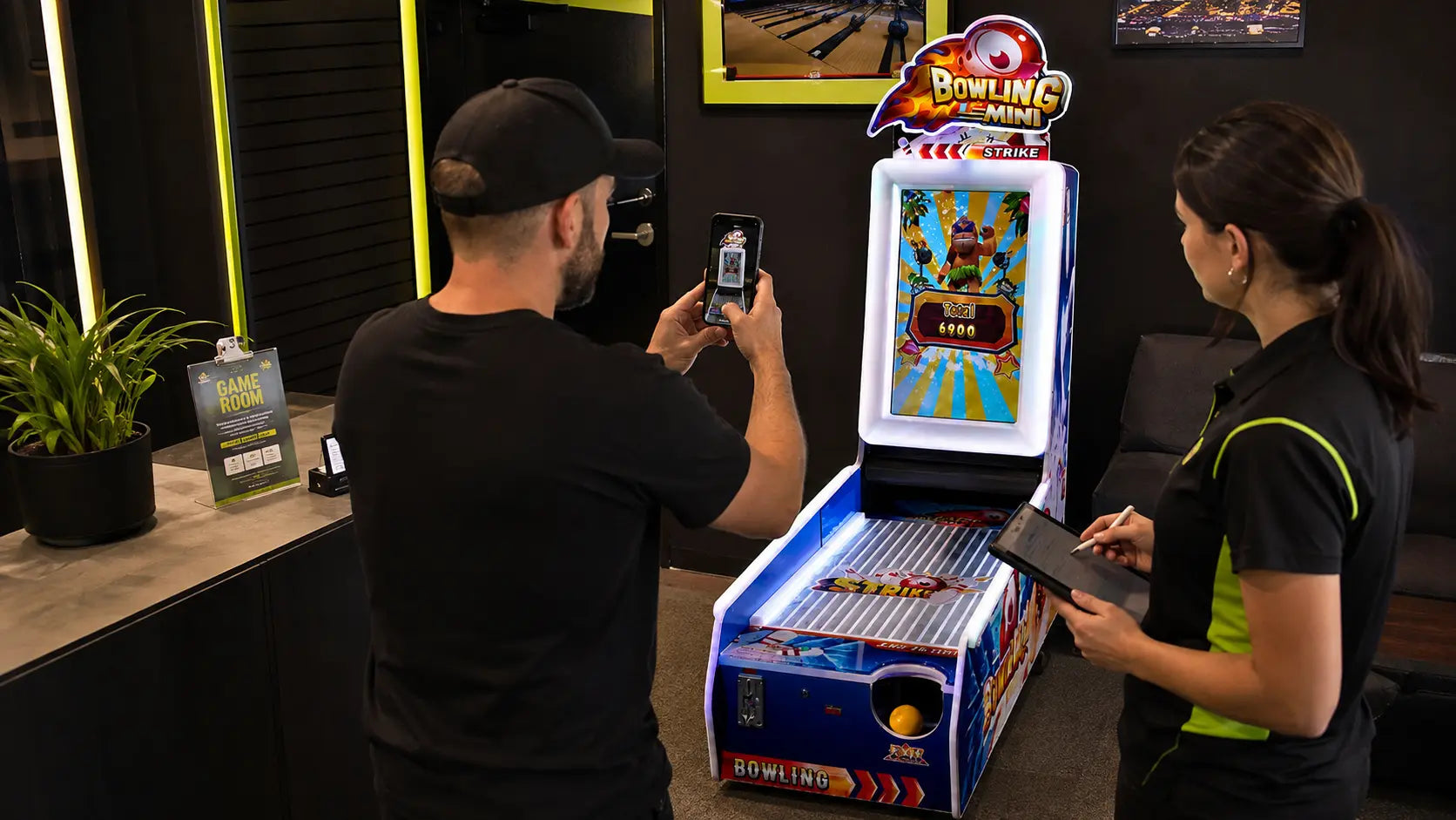 Arcade repair request intake scene